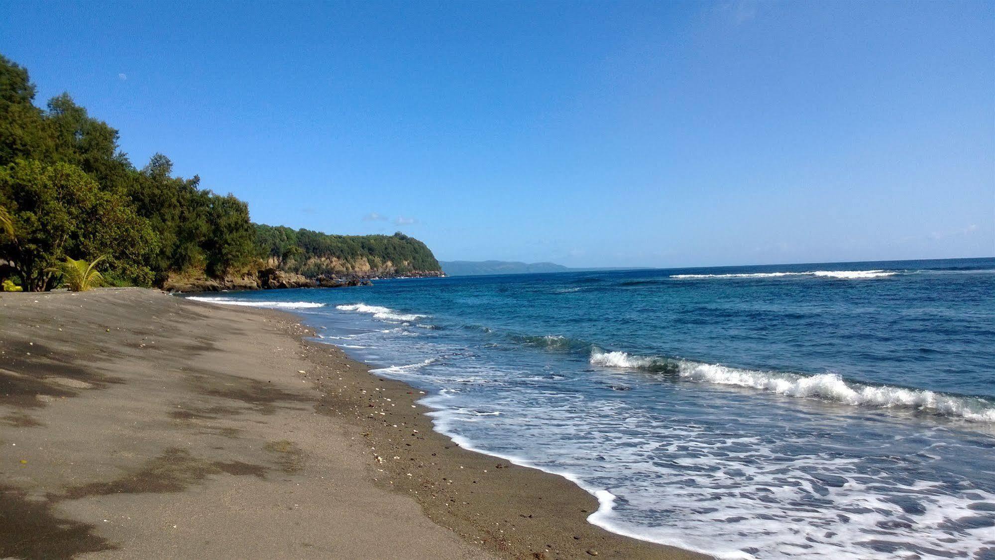 Friendly Beach Looukeureus Bagian luar foto